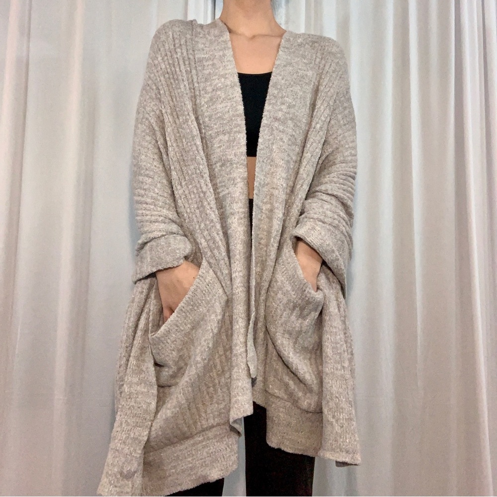 Barefoot Dreams Pocket Travel Shawl